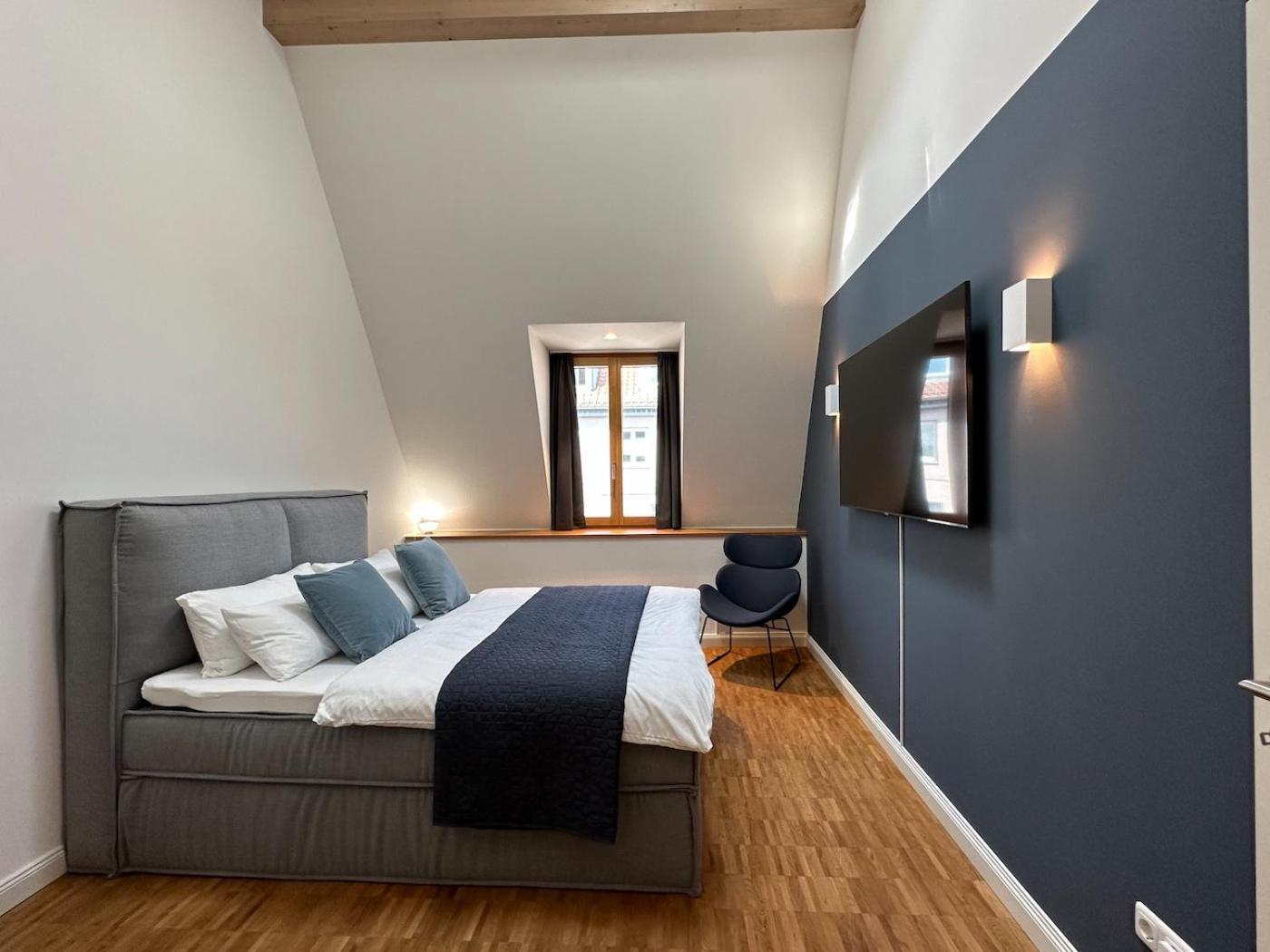Truly - Viel Platz Fuer Business & Familie - Modern, Garage, Fahrstuhl Lägenhet Augsburg Exteriör bild