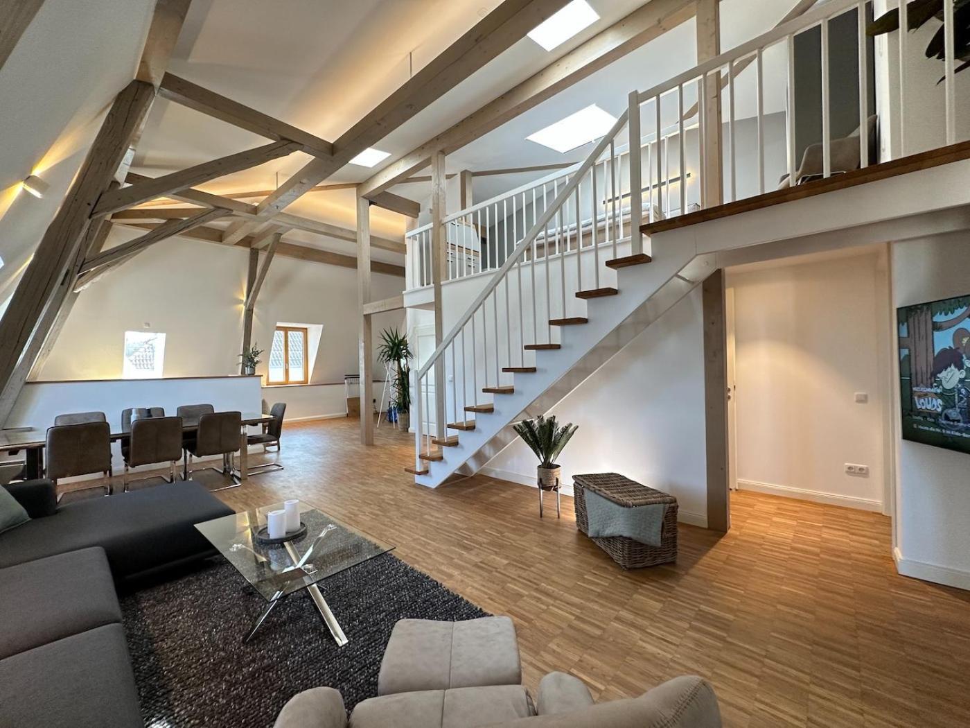 Truly - Viel Platz Fuer Business & Familie - Modern, Garage, Fahrstuhl Lägenhet Augsburg Exteriör bild